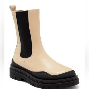 Valentino Boots by Mario Valentino Rossella Chelsea Booties 7  V logo Embossed